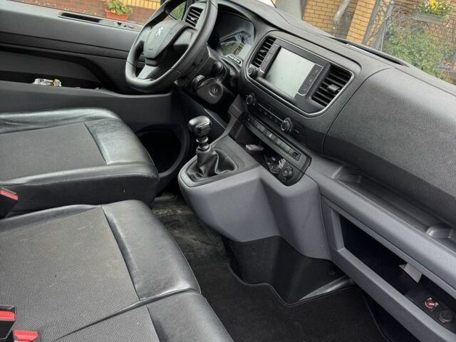 Белый Пежо Эксперт груз.-пасс., объемом двигателя 1.6 л и пробегом 155 тыс. км за 14500 $, фото 6 на Automoto.ua