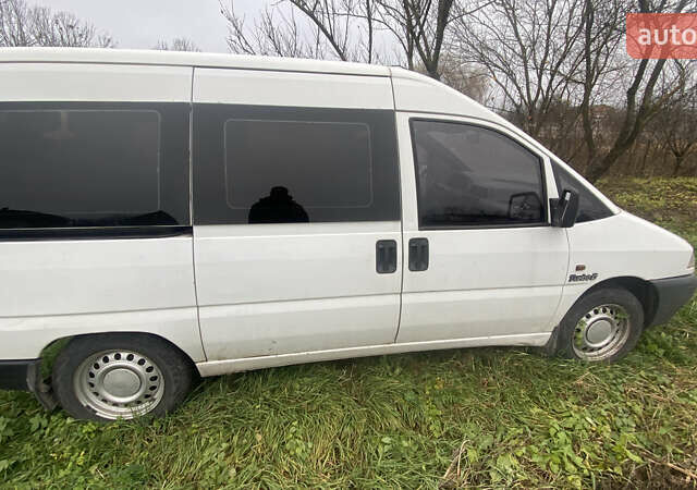 Белый Пежо Эксперт груз.-пасс., объемом двигателя 1.91 л и пробегом 200 тыс. км за 2700 $, фото 2 на Automoto.ua