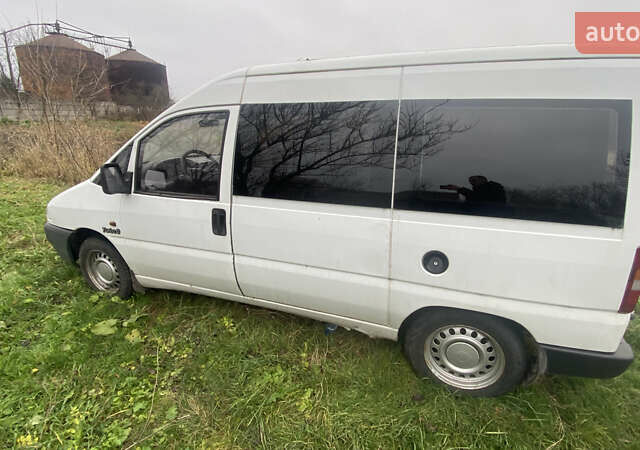 Белый Пежо Эксперт груз.-пасс., объемом двигателя 1.91 л и пробегом 200 тыс. км за 2700 $, фото 1 на Automoto.ua