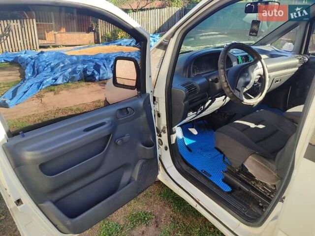 Білий Пежо Експерт вант.-пас., об'ємом двигуна 1.87 л та пробігом 400 тис. км за 3000 $, фото 5 на Automoto.ua