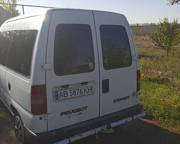 Белый Пежо Эксперт груз.-пасс., объемом двигателя 1.9 л и пробегом 385 тыс. км за 3100 $, фото 7 на Automoto.ua