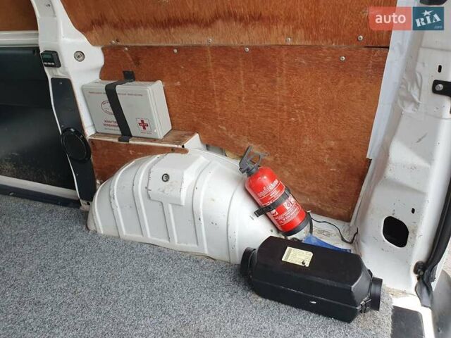 Белый Пежо Эксперт груз.-пасс., объемом двигателя 1.9 л и пробегом 470 тыс. км за 3300 $, фото 29 на Automoto.ua