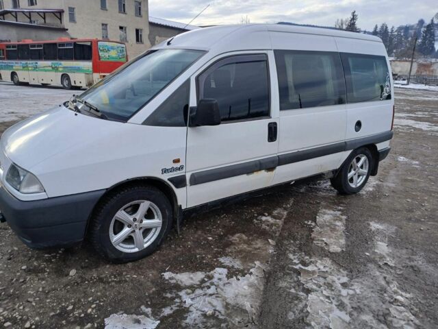 Белый Пежо Эксперт груз.-пасс., объемом двигателя 1.9 л и пробегом 438 тыс. км за 3000 $, фото 5 на Automoto.ua