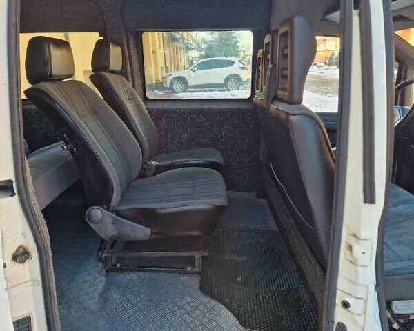 Белый Пежо Эксперт груз.-пасс., объемом двигателя 1.9 л и пробегом 321 тыс. км за 2999 $, фото 19 на Automoto.ua