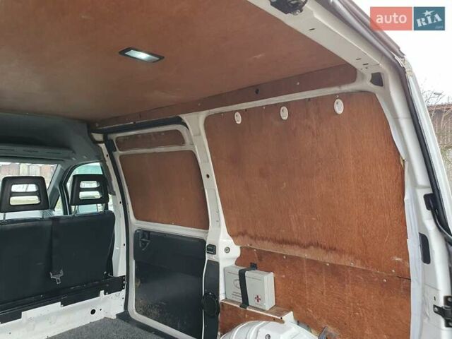 Белый Пежо Эксперт груз.-пасс., объемом двигателя 1.9 л и пробегом 470 тыс. км за 3300 $, фото 28 на Automoto.ua