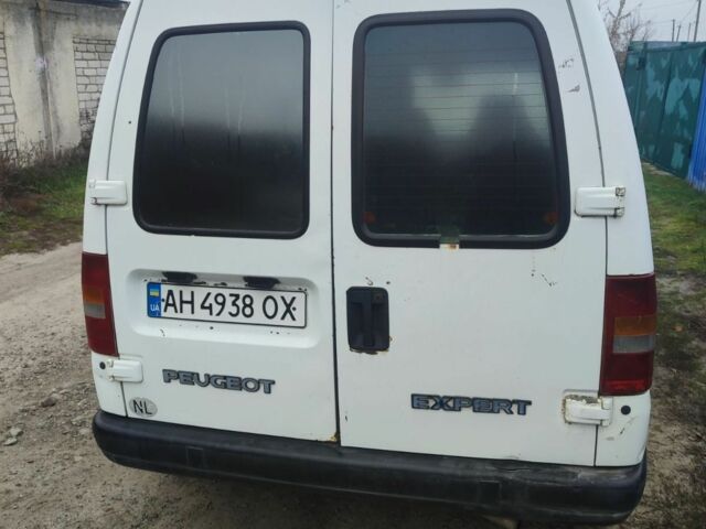 Білий Пежо Експерт вант.-пас., об'ємом двигуна 1.9 л та пробігом 300 тис. км за 2400 $, фото 2 на Automoto.ua