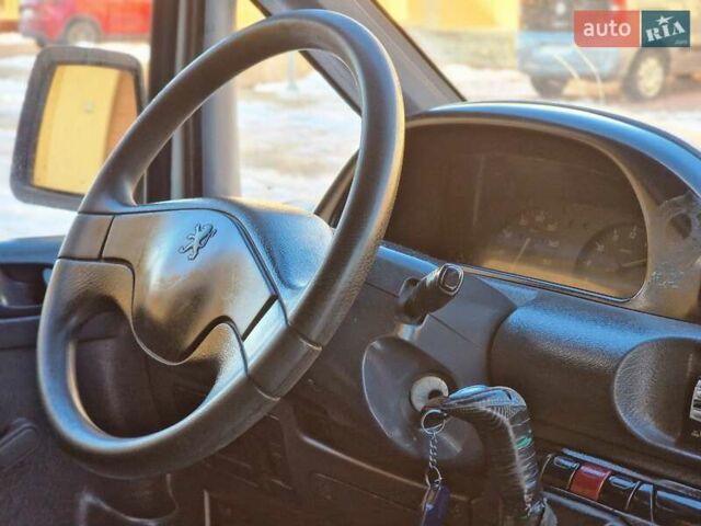 Белый Пежо Эксперт груз.-пасс., объемом двигателя 1.9 л и пробегом 323 тыс. км за 2999 $, фото 20 на Automoto.ua