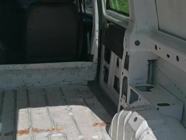 Пежо Эксперт груз.-пасс. 1998 в Зборов на Automoto.ua Белый Пежо Эксперт груз.-пасс., объемом двигателя 0 л и пробегом 2 тыс. км за 1600 $, фото 5 на Automoto.ua