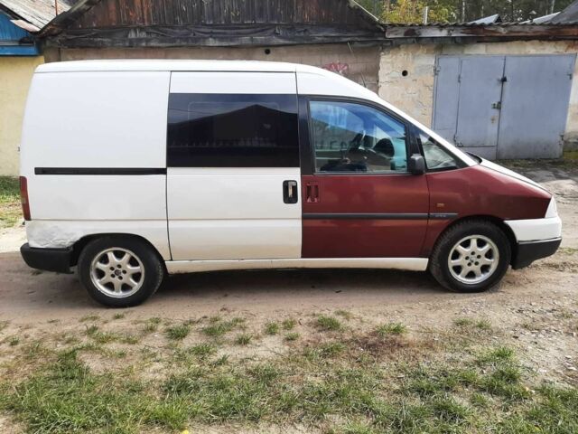 Білий Пежо Експерт вант.-пас., об'ємом двигуна 1.9 л та пробігом 259 тис. км за 2550 $, фото 4 на Automoto.ua