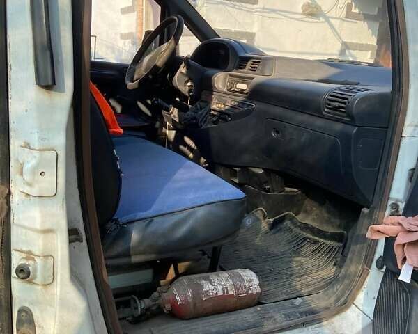 Білий Пежо Експерт вант.-пас., об'ємом двигуна 1.91 л та пробігом 999 тис. км за 3300 $, фото 10 на Automoto.ua