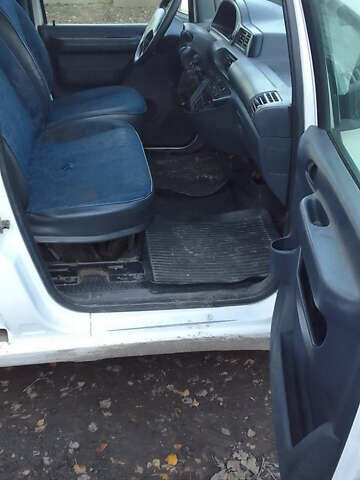 Білий Пежо Експерт вант.-пас., об'ємом двигуна 1.9 л та пробігом 270 тис. км за 2750 $, фото 2 на Automoto.ua