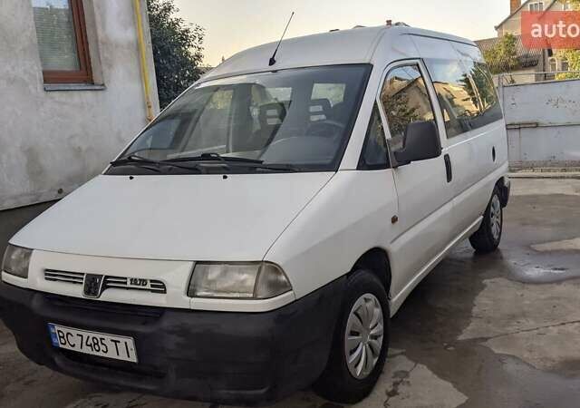 Белый Пежо Эксперт груз.-пасс., объемом двигателя 1.9 л и пробегом 270 тыс. км за 2900 $, фото 1 на Automoto.ua