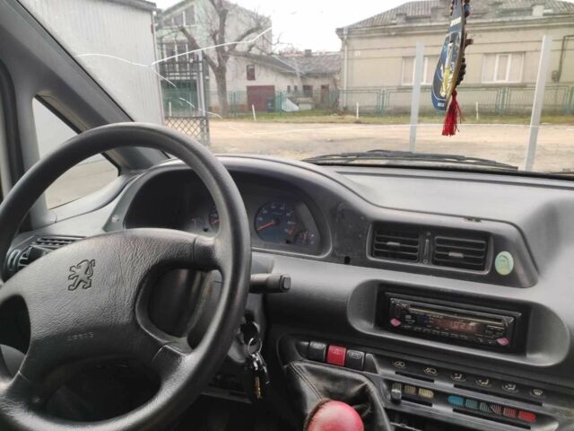 Білий Пежо Експерт вант.-пас., об'ємом двигуна 1.9 л та пробігом 316 тис. км за 2000 $, фото 8 на Automoto.ua