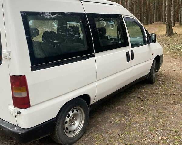 Белый Пежо Эксперт груз.-пасс., объемом двигателя 1.87 л и пробегом 15 тыс. км за 3000 $, фото 3 на Automoto.ua