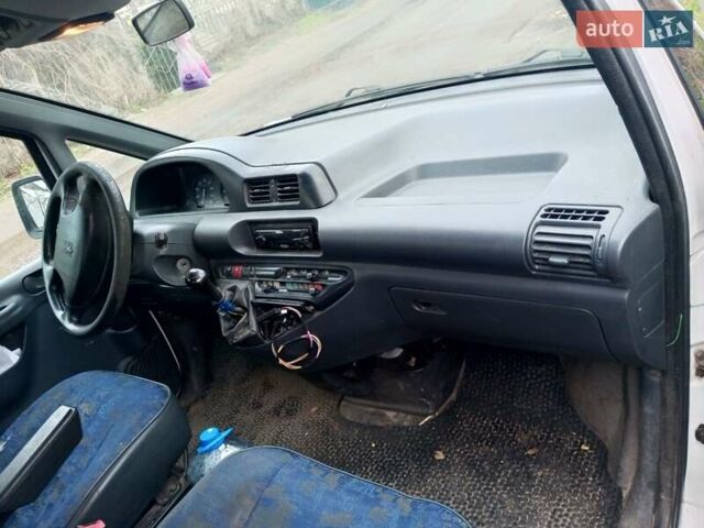 Белый Пежо Эксперт груз.-пасс., объемом двигателя 1.87 л и пробегом 230 тыс. км за 2800 $, фото 3 на Automoto.ua