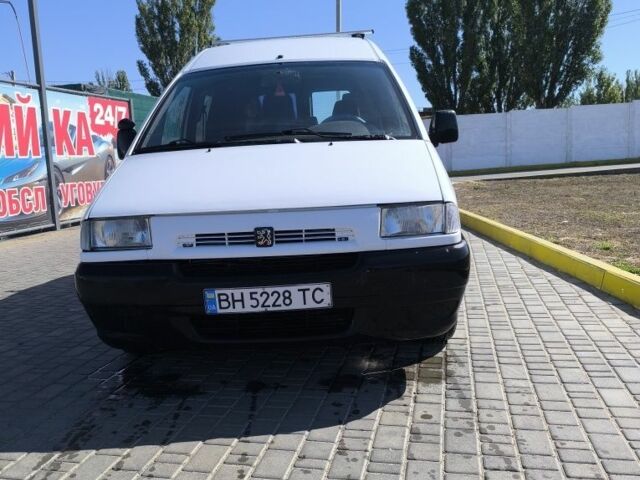 Белый Пежо Эксперт груз.-пасс., объемом двигателя 2 л и пробегом 370 тыс. км за 3900 $, фото 6 на Automoto.ua