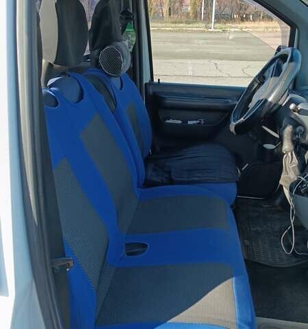 Белый Пежо Эксперт груз.-пасс., объемом двигателя 1.87 л и пробегом 350 тыс. км за 3600 $, фото 8 на Automoto.ua