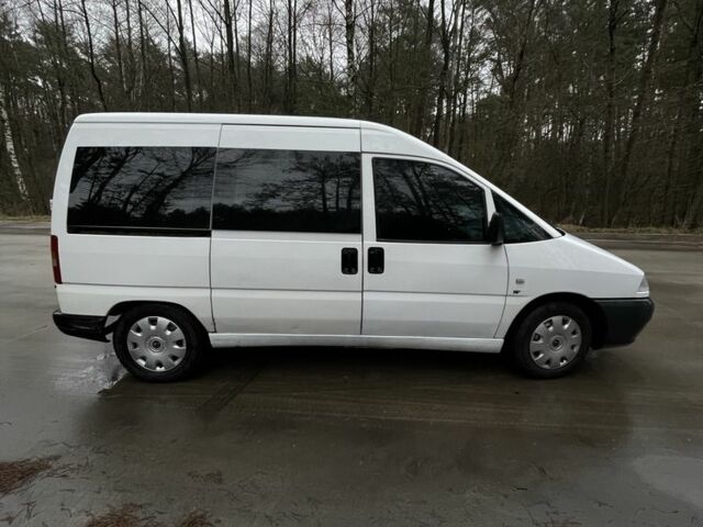 Белый Пежо Эксперт груз.-пасс., объемом двигателя 2 л и пробегом 350 тыс. км за 3500 $, фото 6 на Automoto.ua