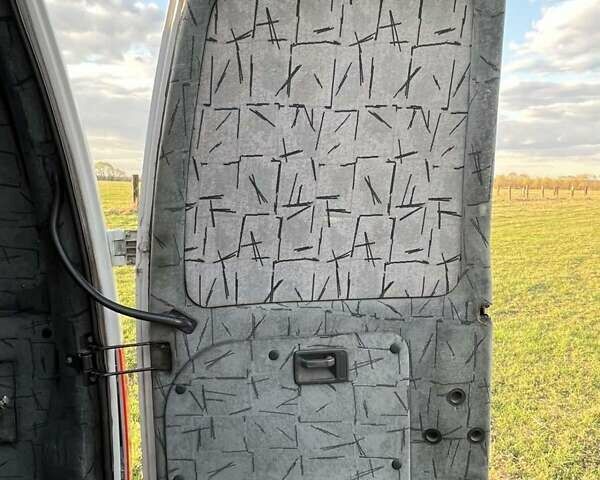 Белый Пежо Эксперт груз.-пасс., объемом двигателя 1.9 л и пробегом 346 тыс. км за 4500 $, фото 18 на Automoto.ua