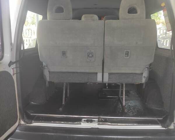 Білий Пежо Експерт вант.-пас., об'ємом двигуна 2 л та пробігом 456 тис. км за 4000 $, фото 2 на Automoto.ua