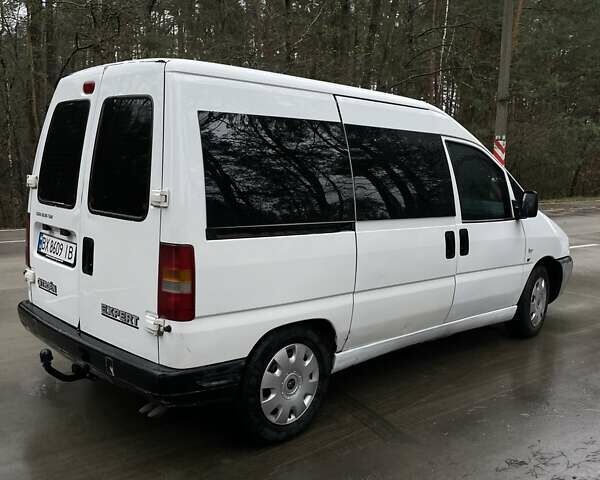 Белый Пежо Эксперт груз.-пасс., объемом двигателя 2 л и пробегом 300 тыс. км за 3500 $, фото 5 на Automoto.ua
