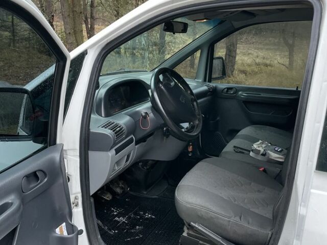 Белый Пежо Эксперт груз.-пасс., объемом двигателя 2 л и пробегом 350 тыс. км за 3500 $, фото 8 на Automoto.ua