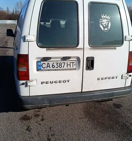 Белый Пежо Эксперт груз.-пасс., объемом двигателя 1.87 л и пробегом 350 тыс. км за 3600 $, фото 4 на Automoto.ua