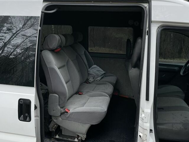 Белый Пежо Эксперт груз.-пасс., объемом двигателя 2 л и пробегом 350 тыс. км за 3500 $, фото 10 на Automoto.ua