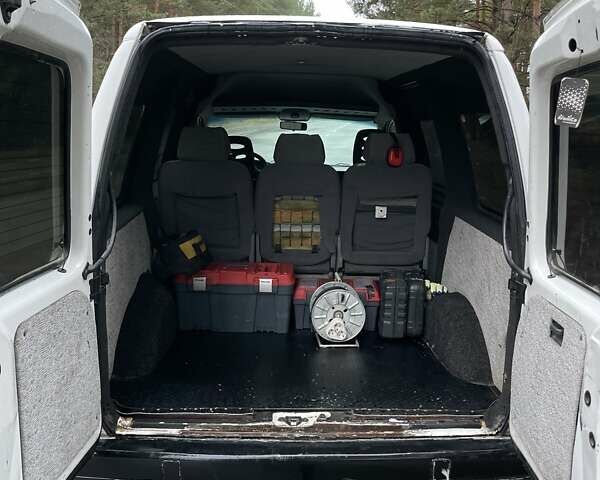 Белый Пежо Эксперт груз.-пасс., объемом двигателя 2 л и пробегом 300 тыс. км за 3500 $, фото 9 на Automoto.ua