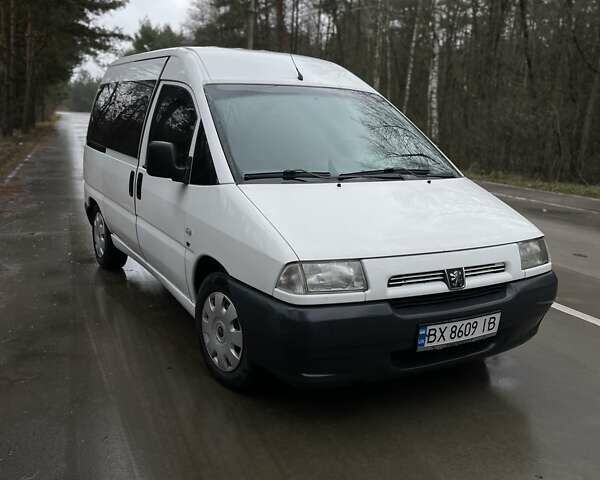 Белый Пежо Эксперт груз.-пасс., объемом двигателя 2 л и пробегом 300 тыс. км за 3500 $, фото 7 на Automoto.ua