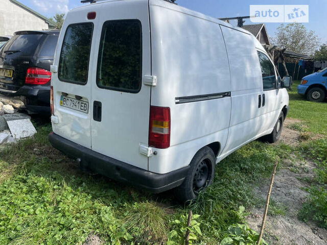 Білий Пежо Експерт вант.-пас., об'ємом двигуна 1.9 л та пробігом 300 тис. км за 2700 $, фото 1 на Automoto.ua