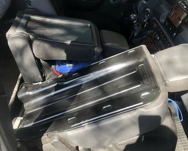 Белый Пежо Эксперт груз.-пасс., объемом двигателя 2 л и пробегом 400 тыс. км за 5100 $, фото 4 на Automoto.ua