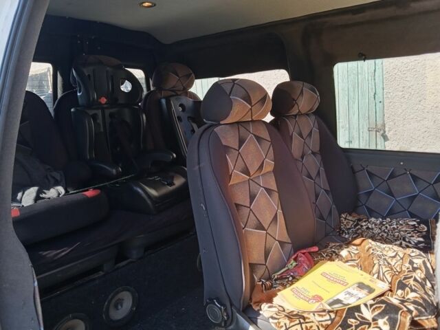 Белый Пежо Эксперт груз.-пасс., объемом двигателя 2 л и пробегом 370 тыс. км за 4063 $, фото 5 на Automoto.ua