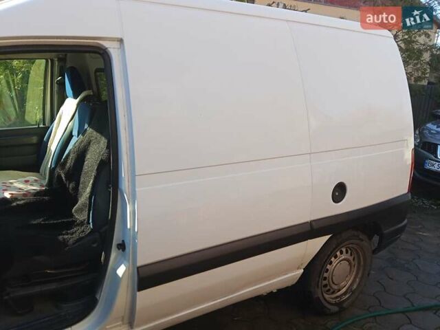 Белый Пежо Эксперт груз.-пасс., объемом двигателя 2 л и пробегом 348 тыс. км за 3400 $, фото 7 на Automoto.ua