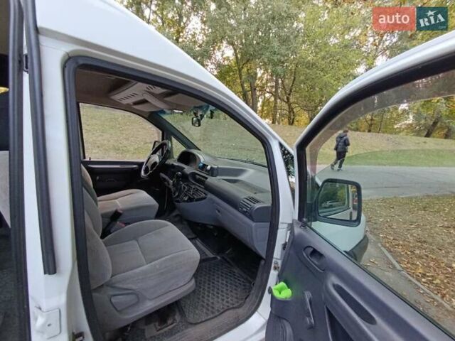 Белый Пежо Эксперт груз.-пасс., объемом двигателя 2 л и пробегом 287 тыс. км за 5400 $, фото 9 на Automoto.ua