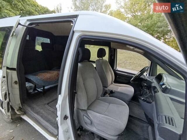 Белый Пежо Эксперт груз.-пасс., объемом двигателя 2 л и пробегом 287 тыс. км за 5400 $, фото 8 на Automoto.ua