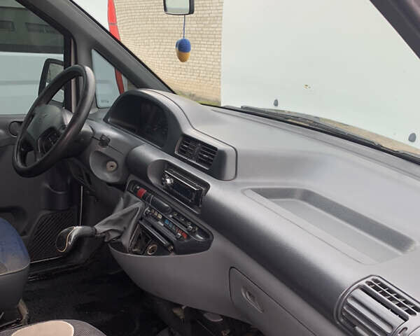 Белый Пежо Эксперт груз.-пасс., объемом двигателя 1.9 л и пробегом 340 тыс. км за 3500 $, фото 14 на Automoto.ua