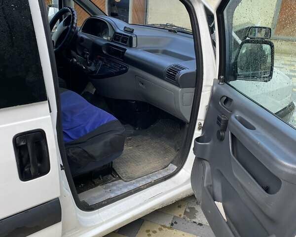 Білий Пежо Експерт вант.-пас., об'ємом двигуна 2 л та пробігом 230 тис. км за 4800 $, фото 9 на Automoto.ua