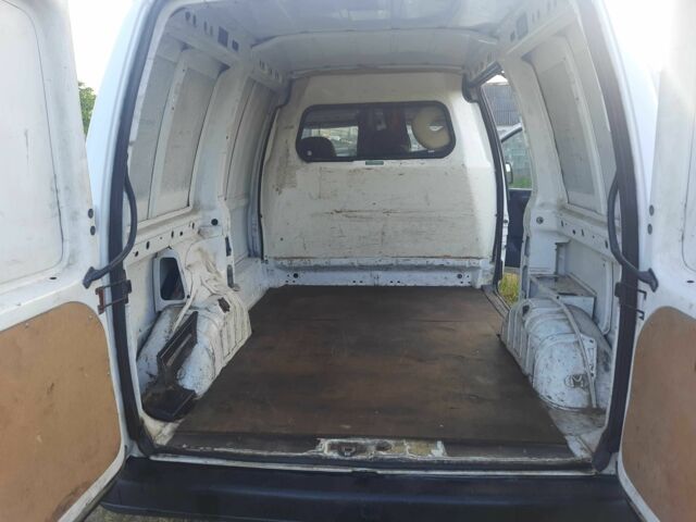 Белый Пежо Эксперт груз.-пасс., объемом двигателя 2 л и пробегом 400 тыс. км за 3400 $, фото 7 на Automoto.ua