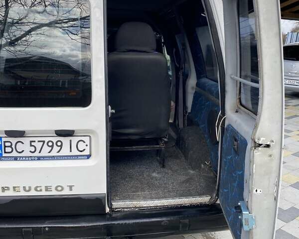Білий Пежо Експерт вант.-пас., об'ємом двигуна 2 л та пробігом 230 тис. км за 4800 $, фото 7 на Automoto.ua