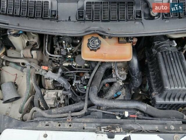 Білий Пежо Експерт вант.-пас., об'ємом двигуна 2 л та пробігом 360 тис. км за 3300 $, фото 8 на Automoto.ua