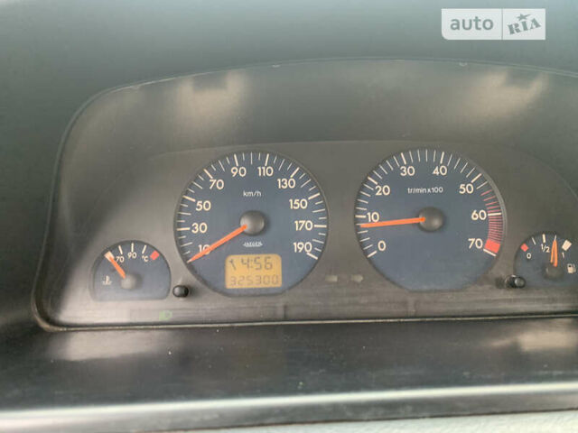 Белый Пежо Эксперт груз.-пасс., объемом двигателя 1.9 л и пробегом 340 тыс. км за 3500 $, фото 2 на Automoto.ua