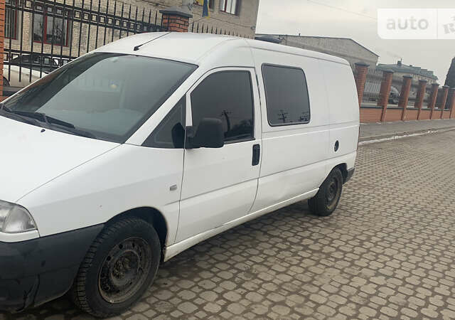 Белый Пежо Эксперт груз.-пасс., объемом двигателя 1.9 л и пробегом 340 тыс. км за 3500 $, фото 12 на Automoto.ua