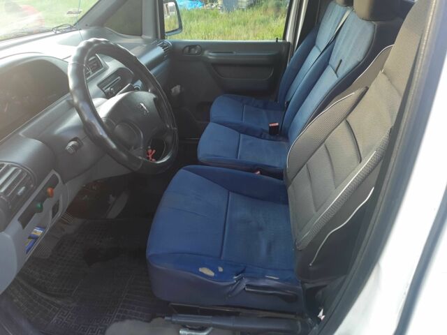 Белый Пежо Эксперт груз.-пасс., объемом двигателя 2 л и пробегом 400 тыс. км за 3400 $, фото 4 на Automoto.ua