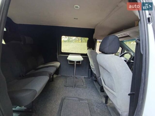 Белый Пежо Эксперт груз.-пасс., объемом двигателя 2 л и пробегом 287 тыс. км за 5400 $, фото 5 на Automoto.ua