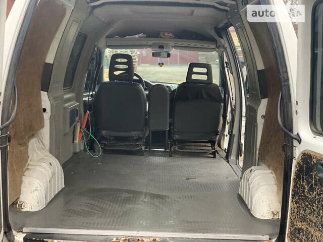 Белый Пежо Эксперт груз.-пасс., объемом двигателя 1.9 л и пробегом 340 тыс. км за 3500 $, фото 13 на Automoto.ua