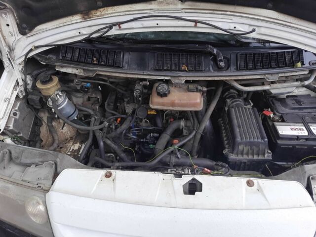 Белый Пежо Эксперт груз.-пасс., объемом двигателя 2 л и пробегом 400 тыс. км за 3400 $, фото 11 на Automoto.ua