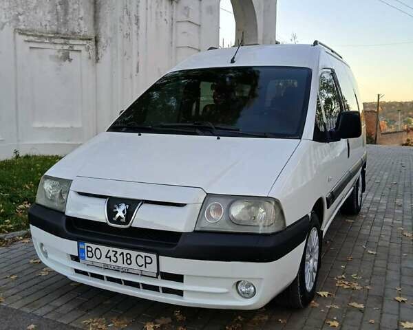 Пежо Эксперт груз.-пасс. 2005 в Кременце на Automoto.ua Белый Пежо Эксперт груз.-пасс., объемом двигателя 2 л и пробегом 370 тыс. км за 4550 $, фото 2 на Automoto.ua