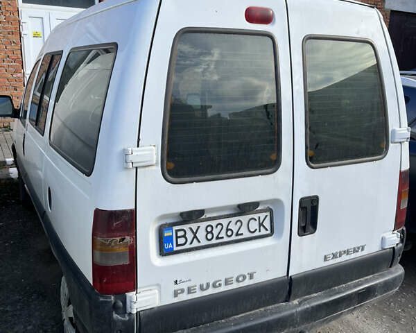 Пежо Эксперт груз.-пасс. 2005 в Каменце-Подольском на Automoto.ua Белый Пежо Эксперт груз.-пасс., объемом двигателя 2 л и пробегом 380 тыс. км за 3850 $, фото 3 на Automoto.ua