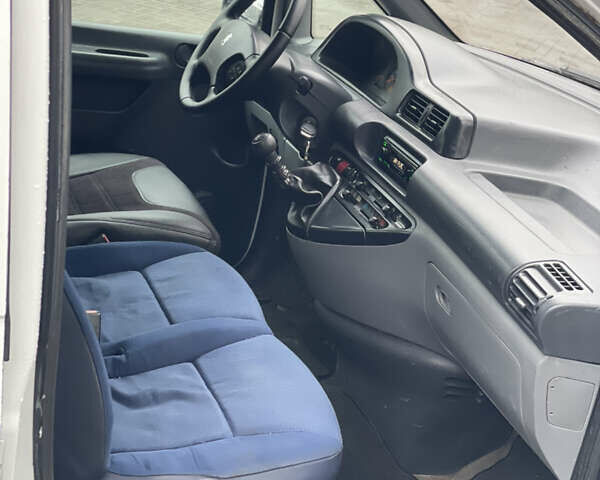 Білий Пежо Експерт вант.-пас., об'ємом двигуна 2 л та пробігом 381 тис. км за 4450 $, фото 13 на Automoto.ua